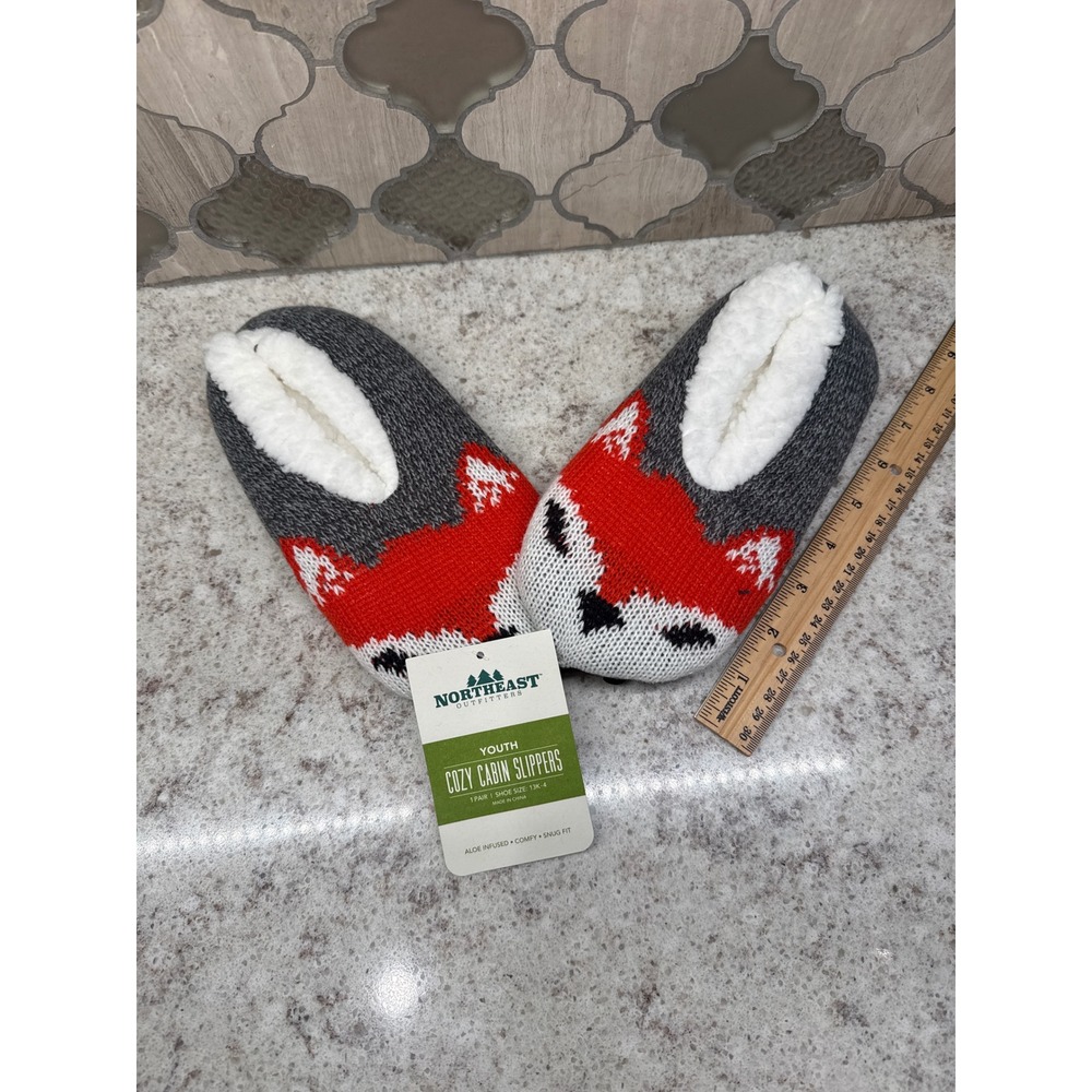 Northeast Outfitters Youth Fox‎ Cozy Cabin Slippers Grey Orange Aloe Infused S/M
